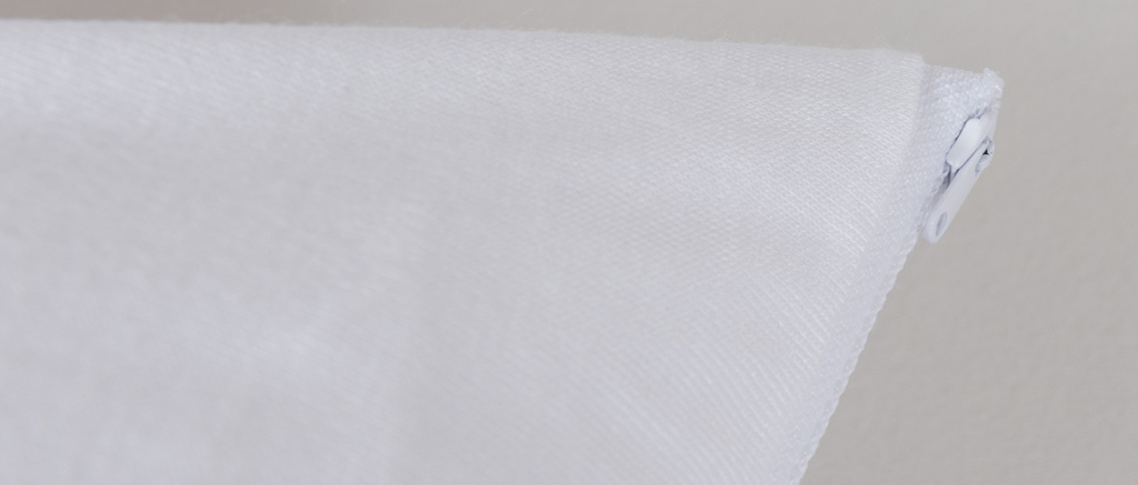 Защитный чехол на подушку Respira белый. Изображение